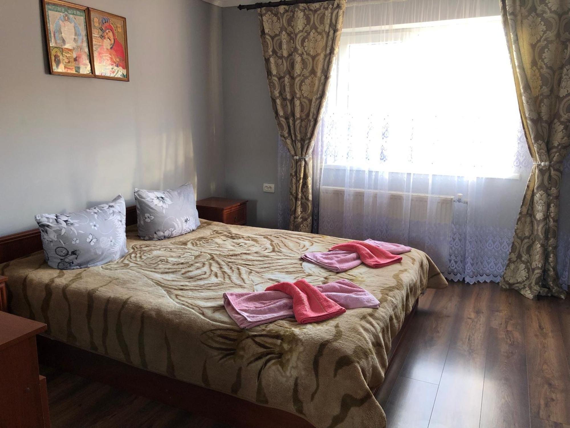 House Mold Villa Lazeshchyna Exterior photo